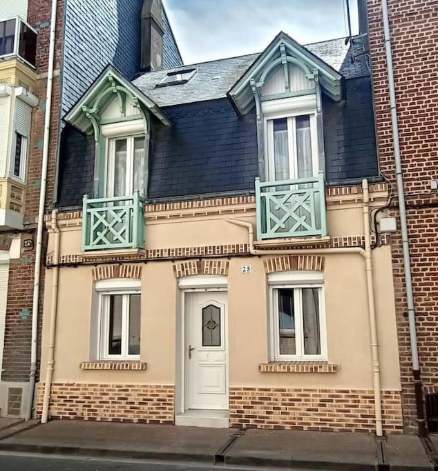 Logement Dans Maison De Pecheur Le Tréport Exteriér fotografie